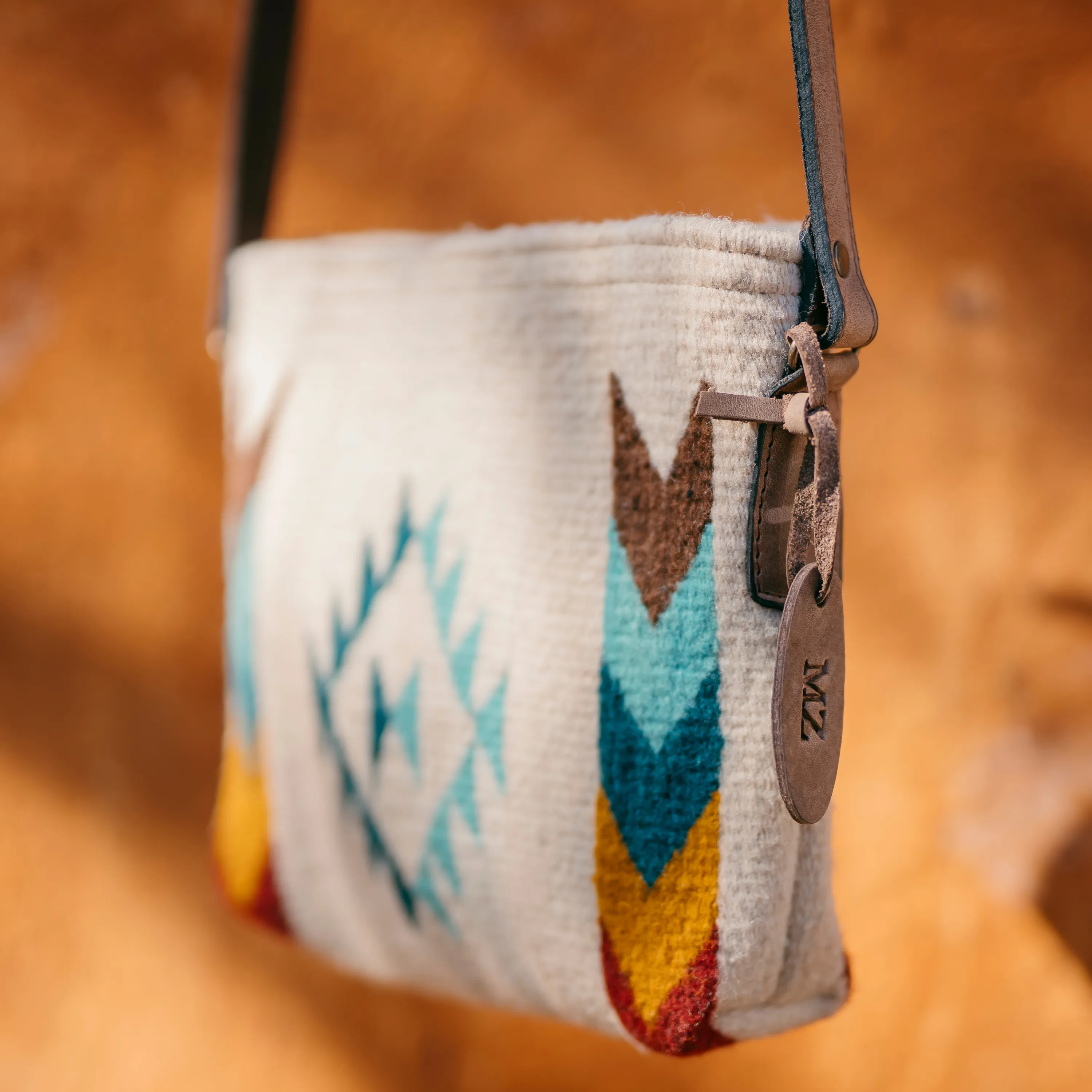 Canyon Crossbody