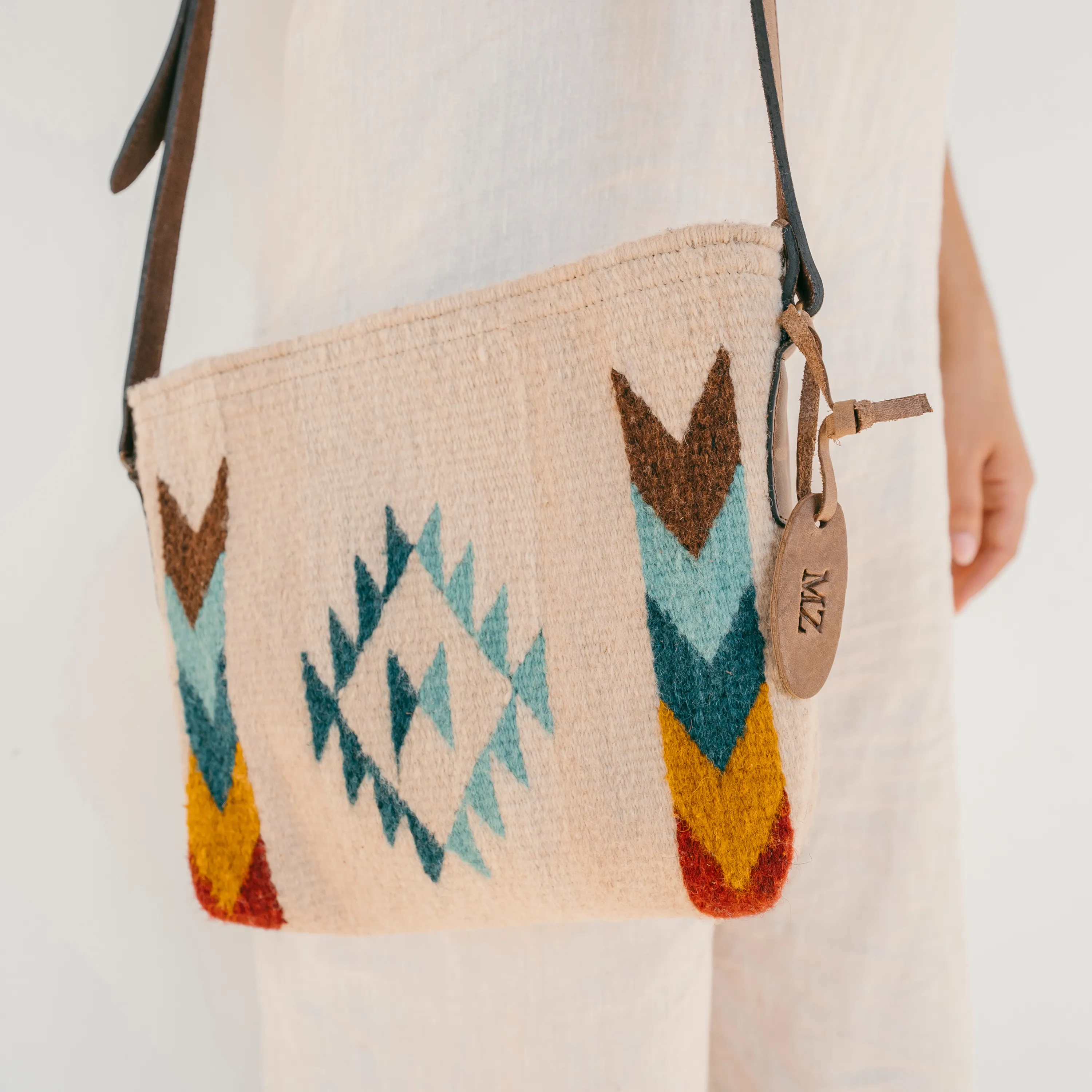 Canyon Crossbody