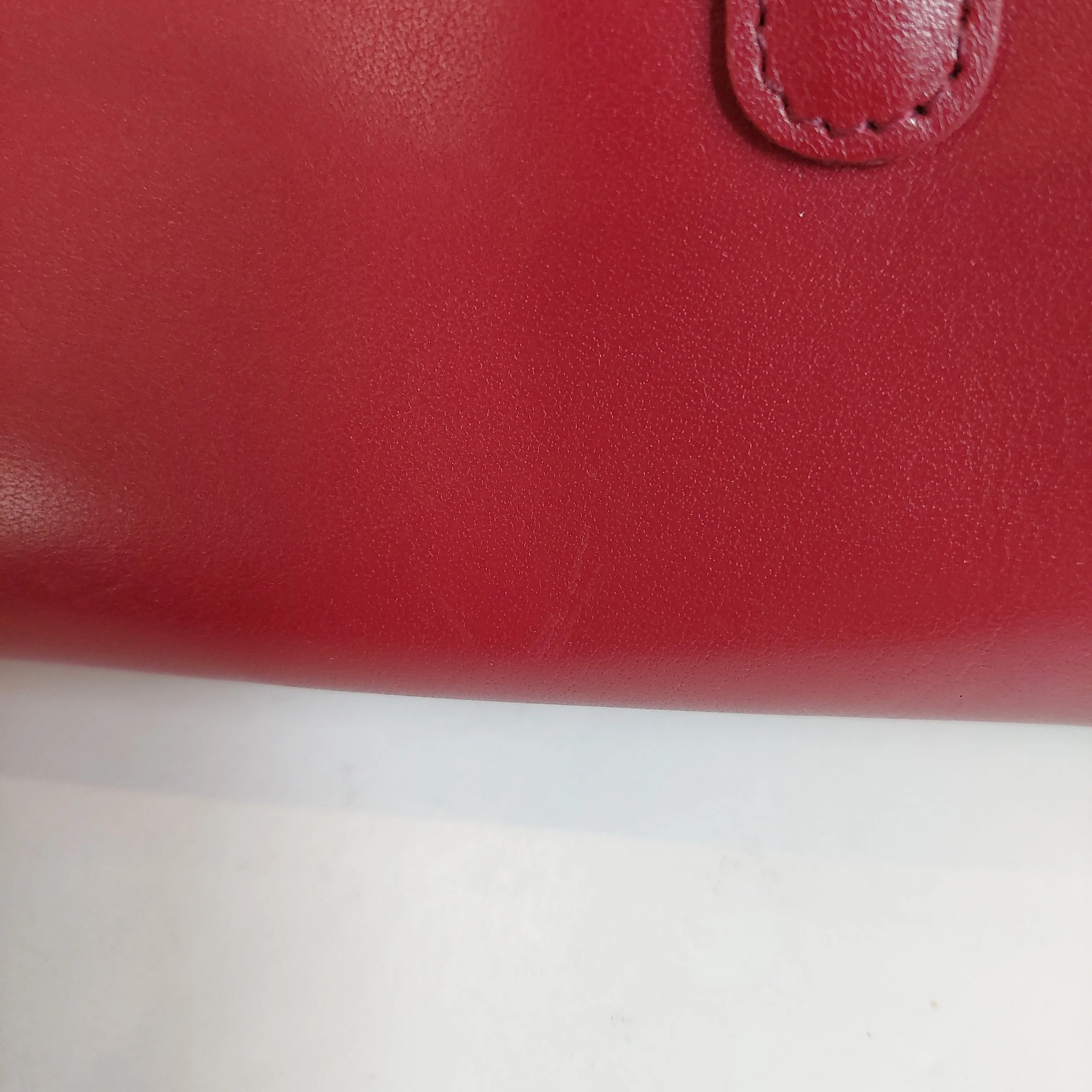 Jafferjees Red Leather Shoulder Bag | Pre Loved |