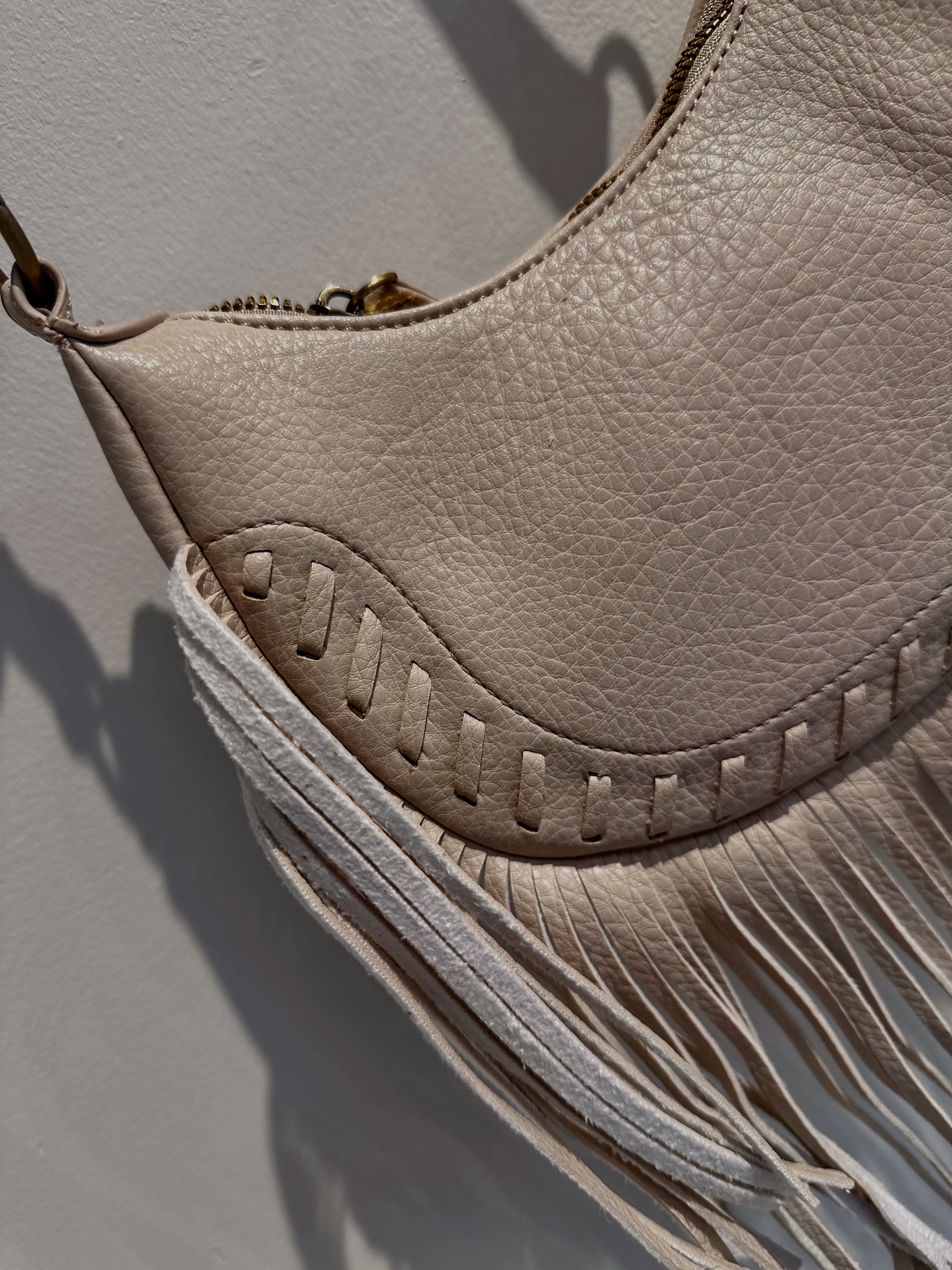 Love The Fringe Bag - Ivory