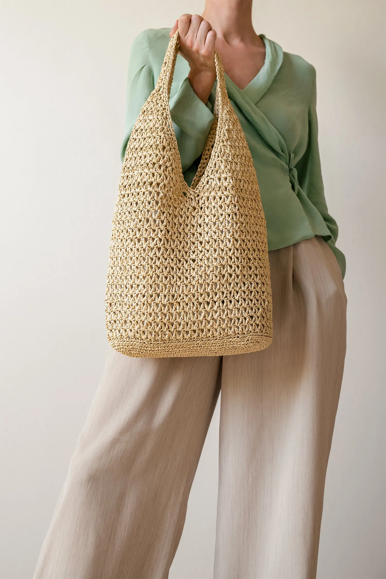 Raffia Daphne Tote Bag